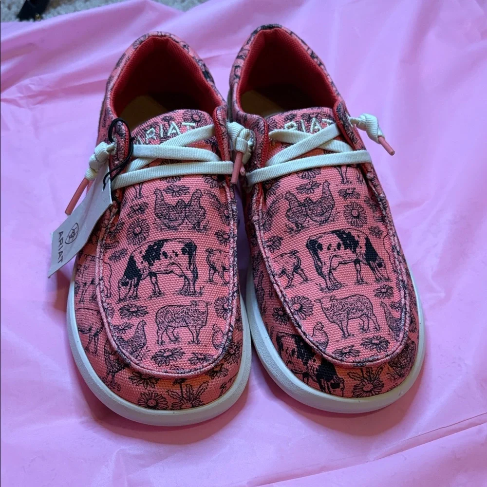 Ariat Kids' Pink and Black Animal Print Moccasins